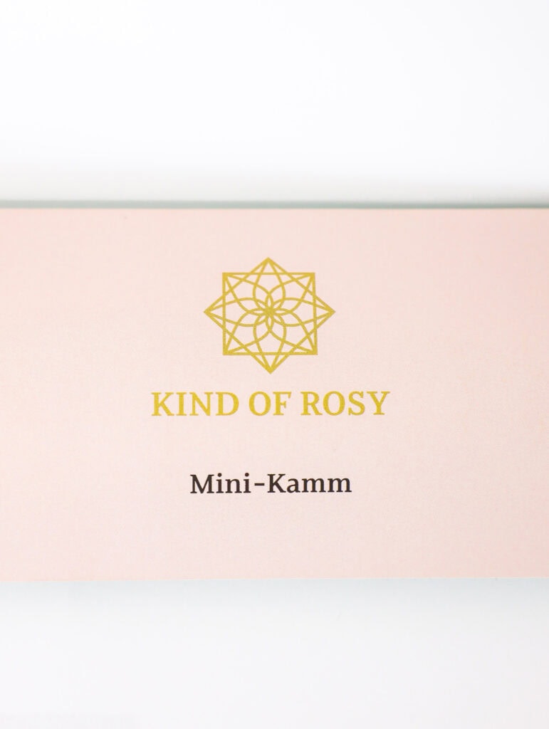 Mini-Kamm – Perfekter Haarstyling-Kamm für feine, präzise Frisuren und detailreiche Haarkunst.